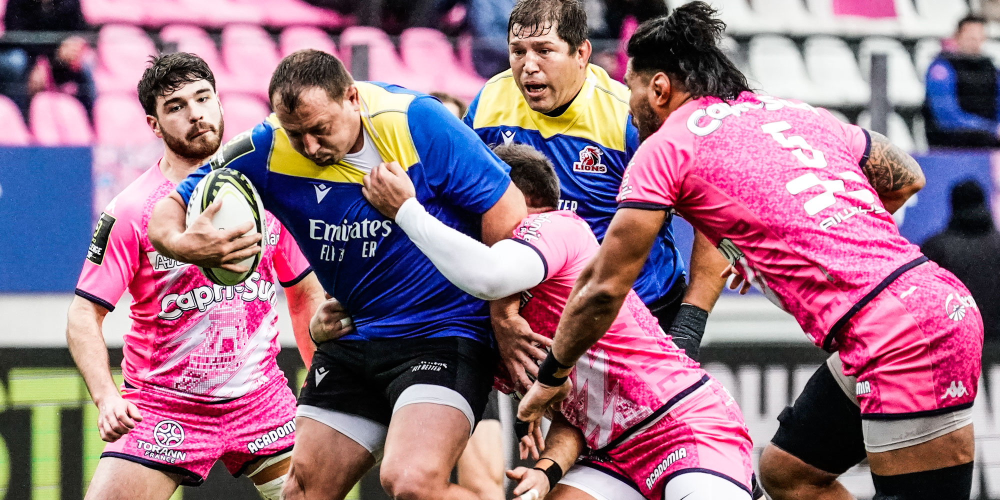 JP Smith on the charge for the Emirates Lions against Stade Francais.