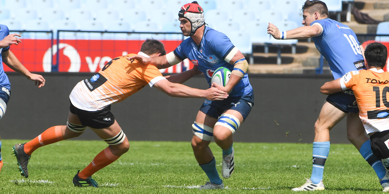 Rynard Mouton scored one of eight tries for the Vodacom Bulls against Toyota Free State.