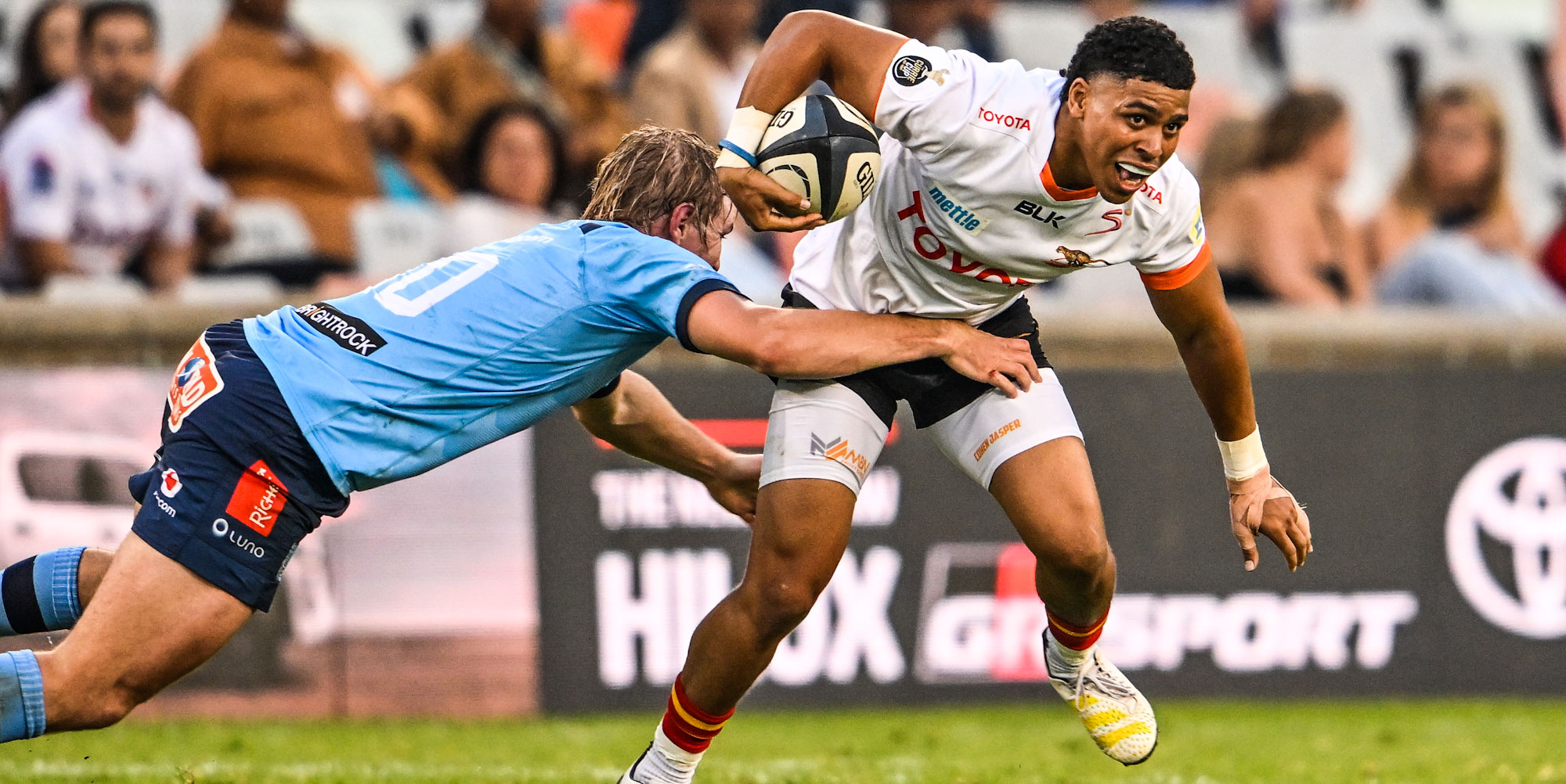 Cohen Jasper scored one of the Toyota Cheetahs' five tries against the Vodacom Bulls.