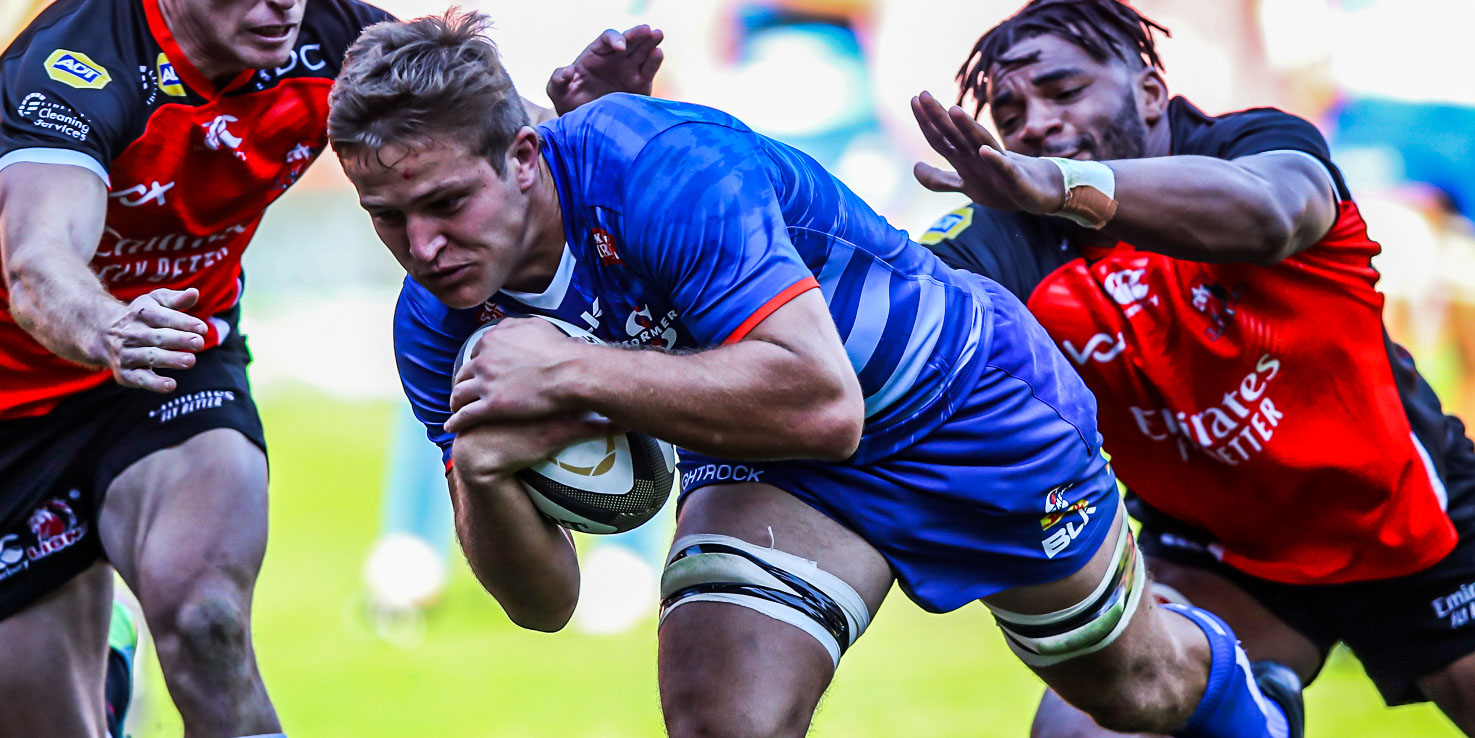 Marcel Theunissen goes over for one of the DHL Stormers' tries.