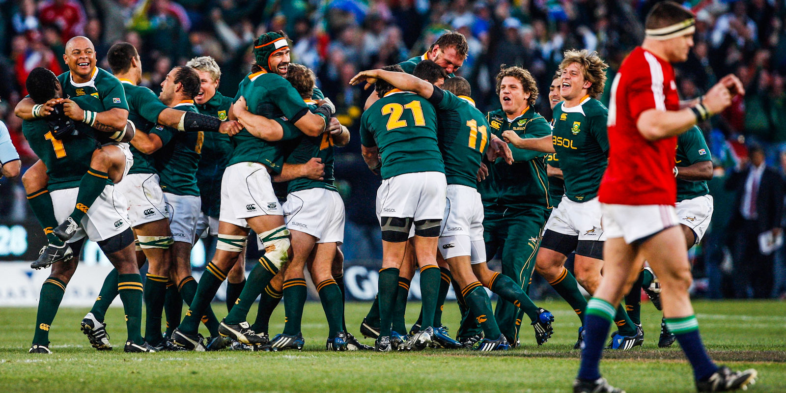 The Springboks celebrate after clinching the series in 2009.
