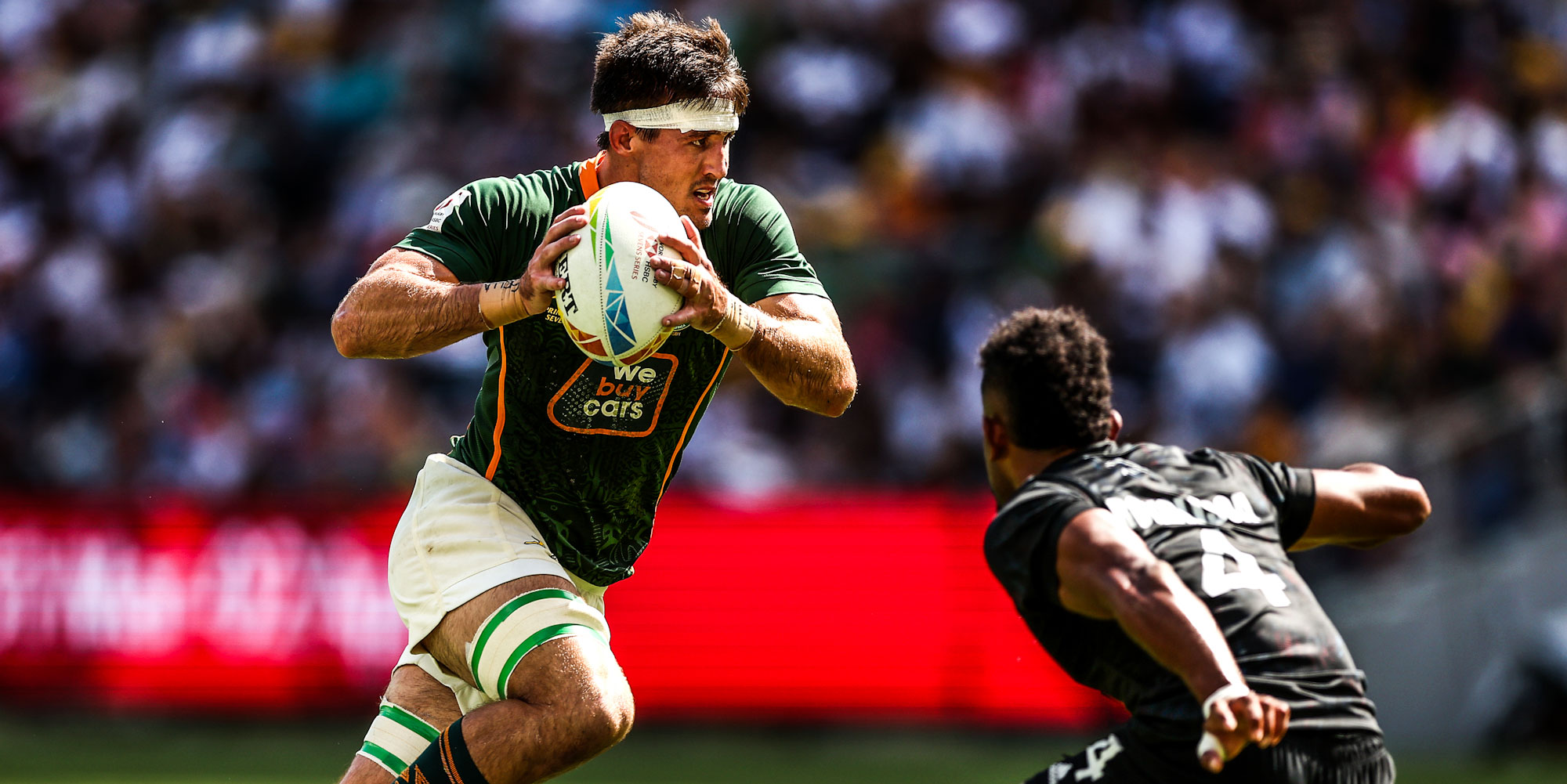 Impi Visser on the attack against New Zealand.