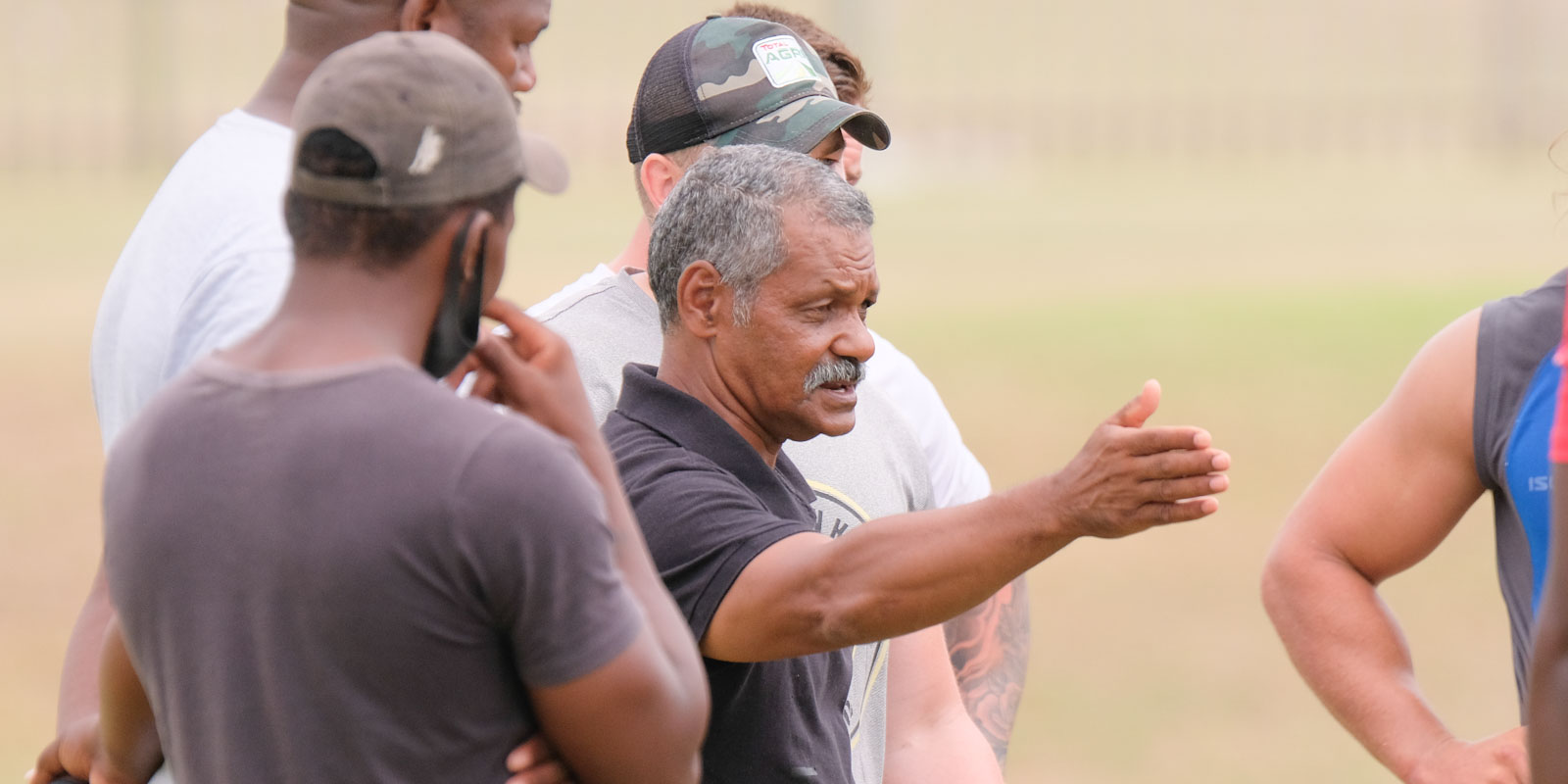 Peter de Villiers at training