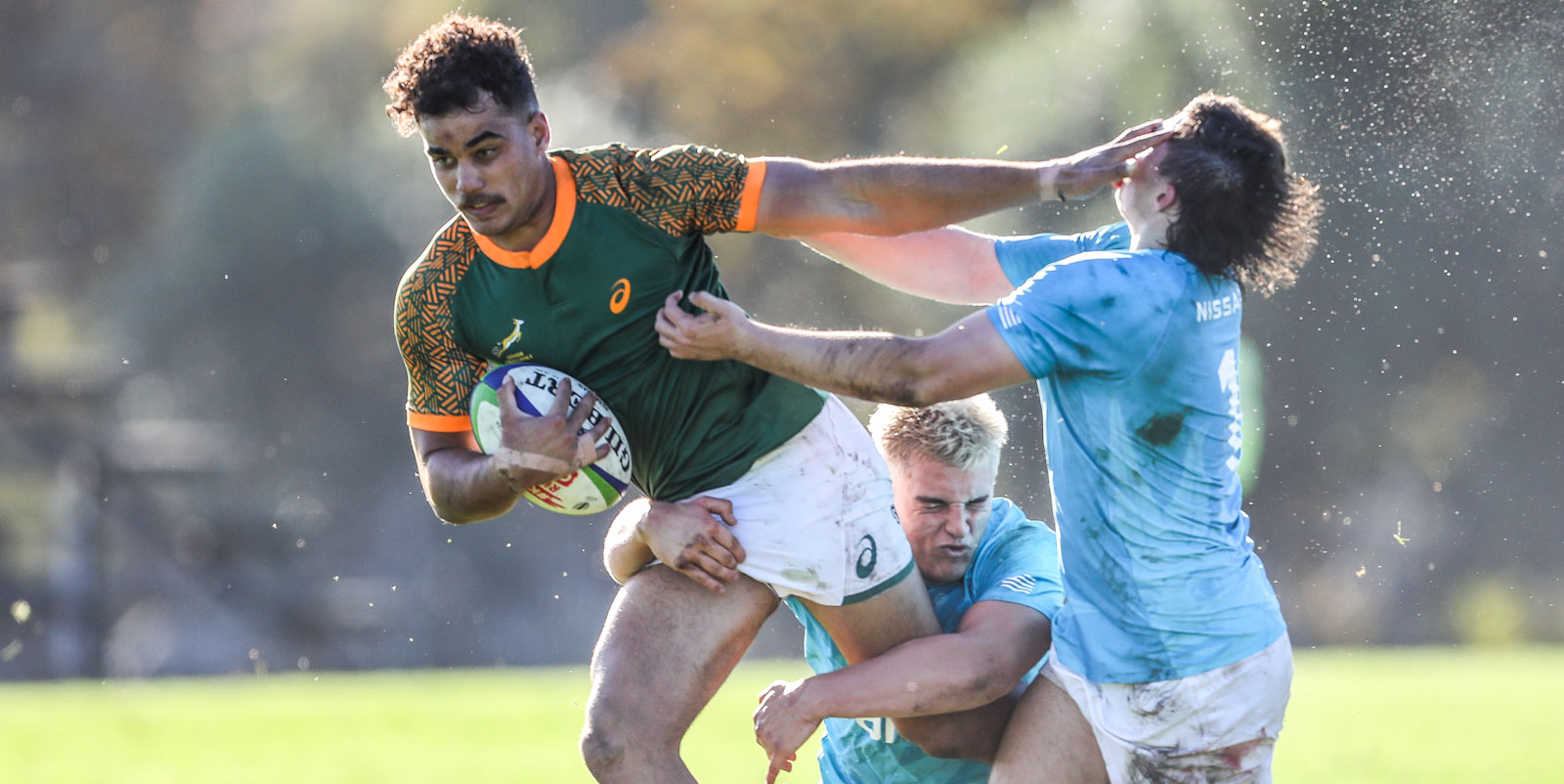 Tyler Bocks on the attack for the SA Under-20s.