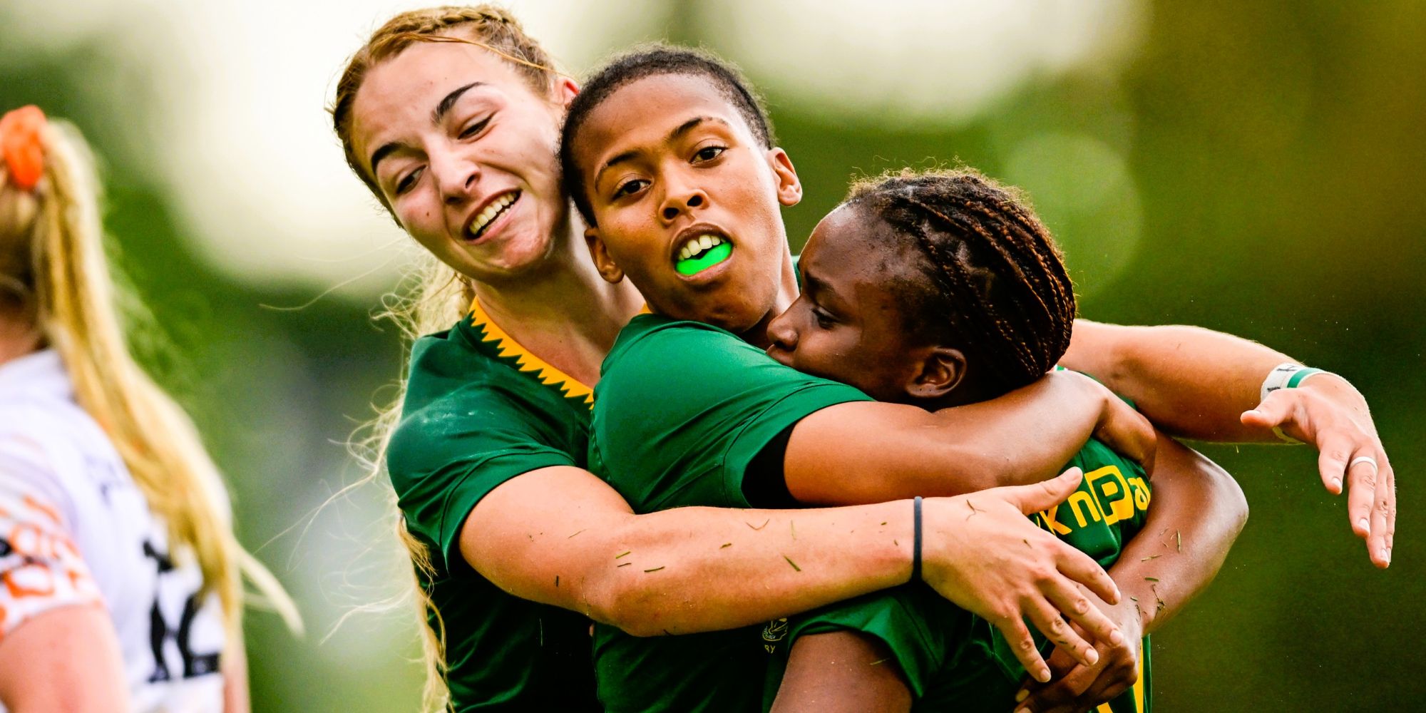 The SA U18 Girls celebrate Nondumiso Molusi's try.