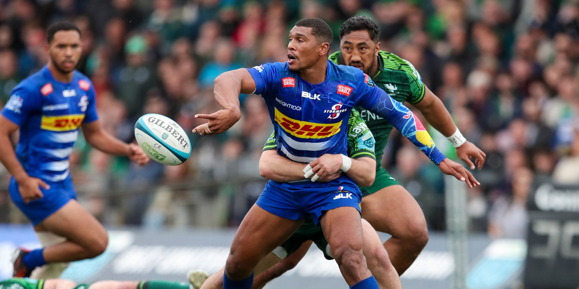 Damian Willemse on the charge against Connacht.