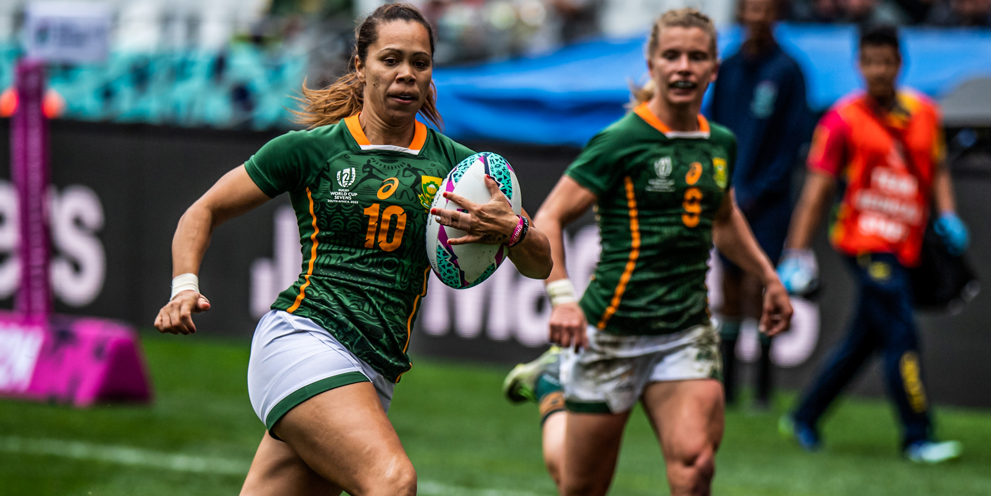 Mathrin Simmers goes over for her try against Colombia.